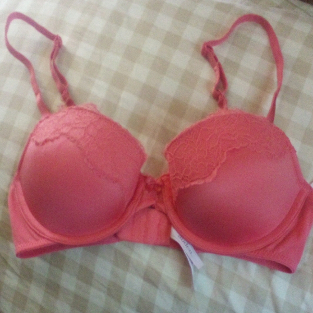 NWT! Auden Pink Lace Bra